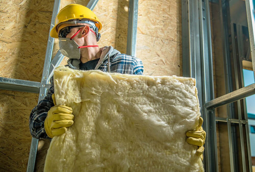 Mr Insulation conducting an extraction in Perth